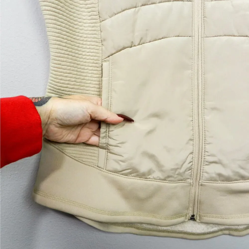 Tek Gear Quilted Vest‎ Size L Beige Fleece Minimalist Athleisure Layering Jacket